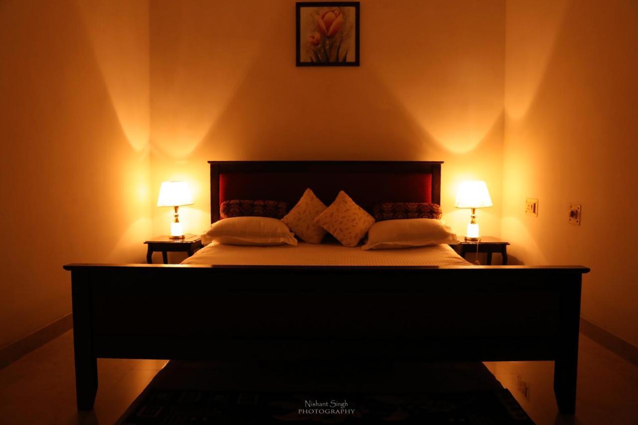 Tattva Luxurious Apartment فاراناسي المظهر الخارجي الصورة